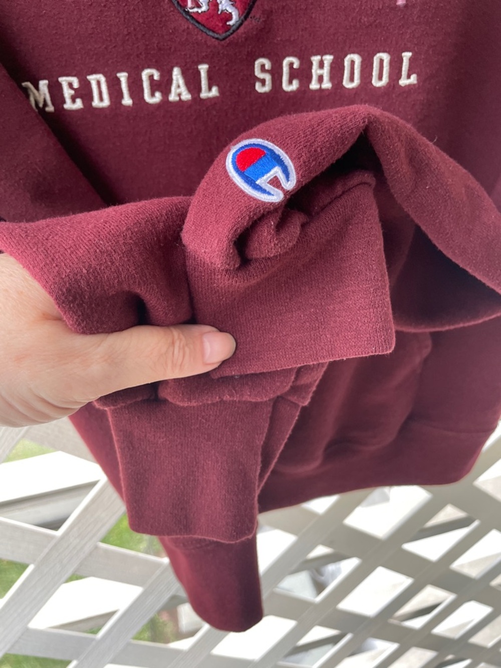 Champion ‘Harvard Medical School’ Pullover Hoodie - Picture 3 of 7